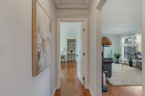 24 Shawcliffe Road Sw, Calgary, AB 