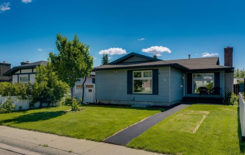 24 Shawcliffe Road Sw, Calgary, AB 