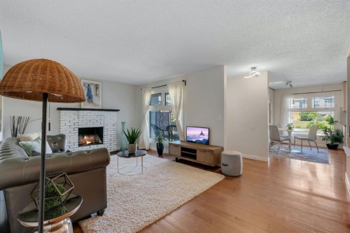 24 Shawcliffe Road Sw, Calgary, AB 
