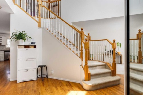 439 Mountain Park Drive Se, Calgary, AB 