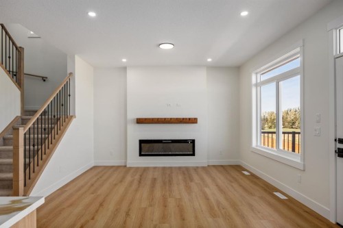 150 Lakewood Crescent, Strathmore, AB 