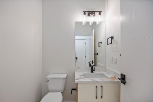 150 Lakewood Crescent, Strathmore, AB 
