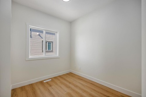 150 Lakewood Crescent, Strathmore, AB 