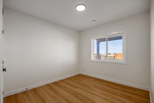 150 Lakewood Crescent, Strathmore, AB 