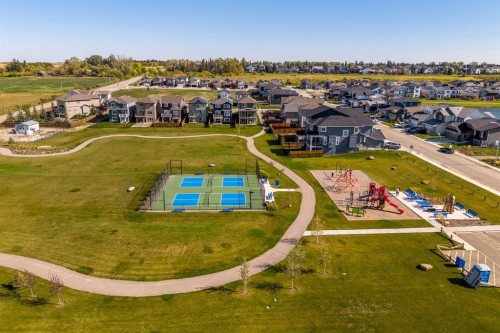 150 Lakewood Crescent, Strathmore, AB 
