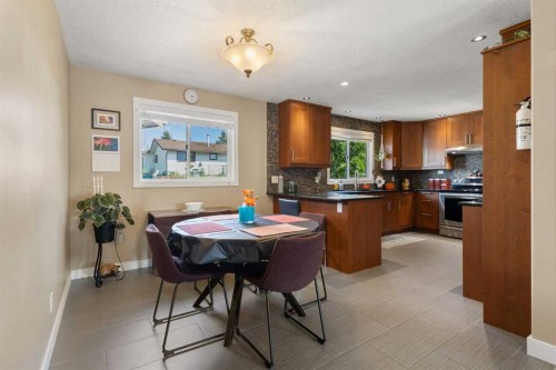 204 Rundleridge Drive Ne, Calgary, AB 