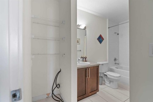 403-4455C Greenview Drive Ne, Calgary, AB 