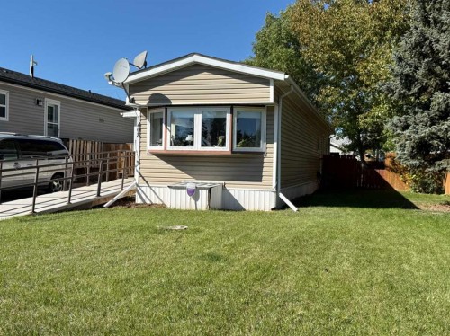 408 3 Street North, Vulcan, AB 
