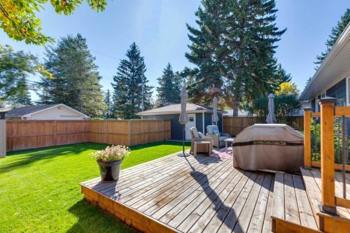 4212 45 Street Sw, Calgary, AB 