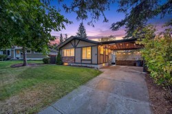 79 Ferncliff Crescent SE Calgary, AB T2H 0V5
