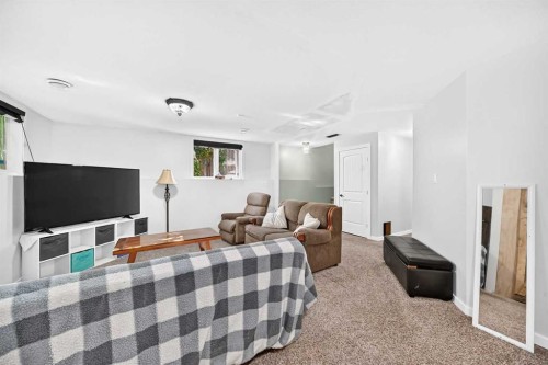 167 Mount Sundance Crescent, Lethbridge, AB 