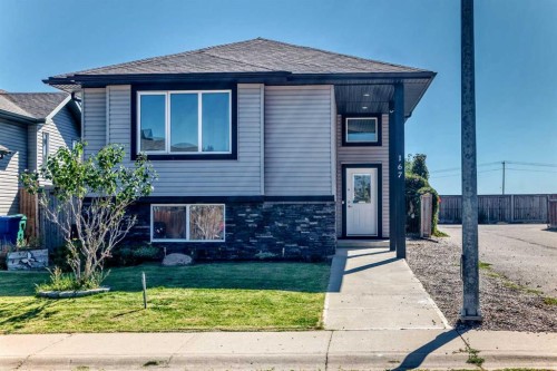 167 Mount Sundance Crescent, Lethbridge, AB 