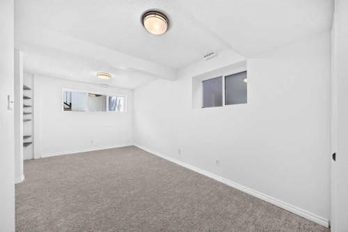 49-10001 Brookpark Boulevard Sw, Calgary, AB 