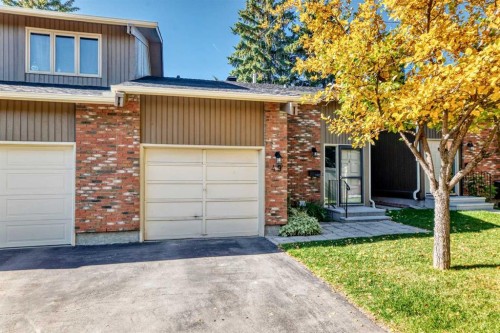 49-10001 Brookpark Boulevard Sw, Calgary, AB 