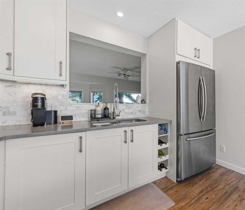 66 Kingsland Villas Sw, Calgary, AB 