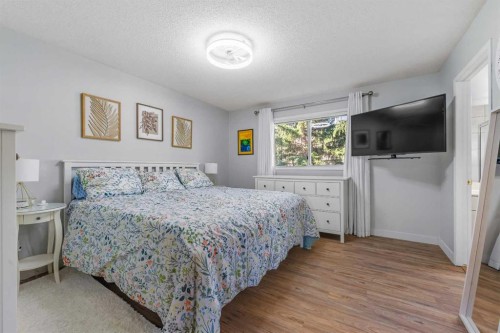 66 Kingsland Villas Sw, Calgary, AB 