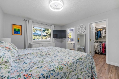 66 Kingsland Villas Sw, Calgary, AB 