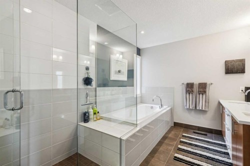 1815 30 Avenue Sw, Calgary, AB 