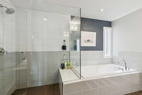 1815 30 Avenue Sw, Calgary, AB 