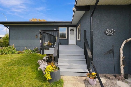5141 43 Street, Olds, AB 
