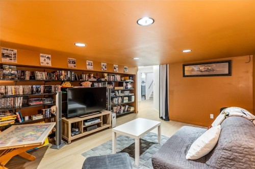 5141 43 Street, Olds, AB 