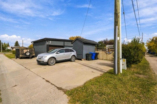 5141 43 Street, Olds, AB 