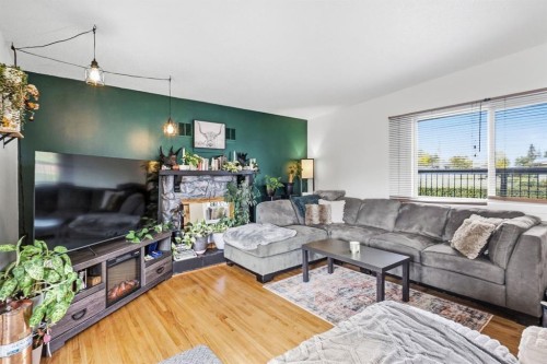5141 43 Street, Olds, AB 