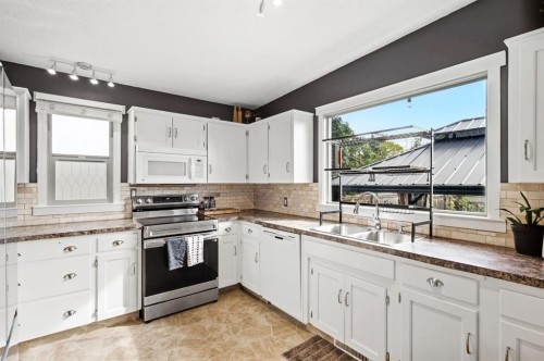 5141 43 Street, Olds, AB 