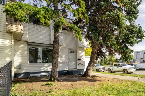 52 Doverdale Mews Se, Calgary, AB 