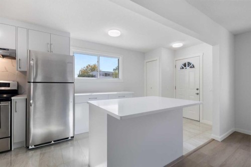 52 Doverdale Mews Se, Calgary, AB 