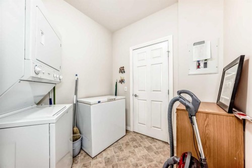 261-3000 Marda Link Sw, Calgary, AB 