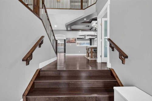 36 Rockyvale Green Nw, Calgary, AB 