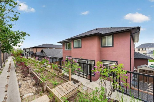 36 Rockyvale Green Nw, Calgary, AB 