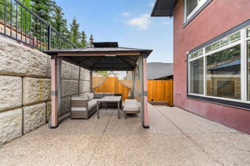 36 Rockyvale Green Nw, Calgary, AB 