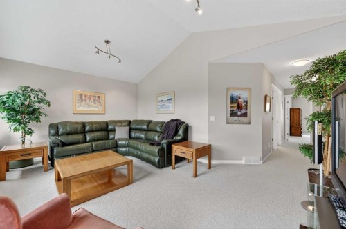 35 Rockyledge Rise Nw, Calgary, AB 