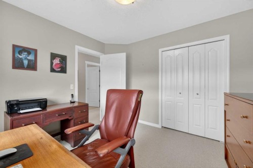 35 Rockyledge Rise Nw, Calgary, AB 
