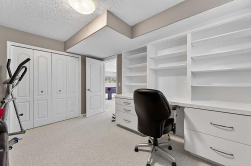35 Rockyledge Rise Nw, Calgary, AB 