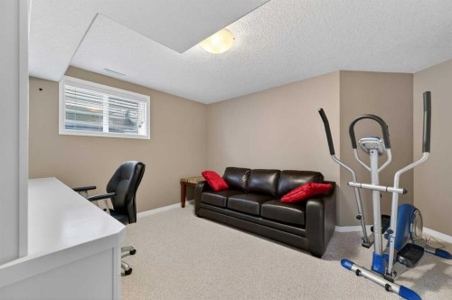 35 Rockyledge Rise Nw, Calgary, AB 