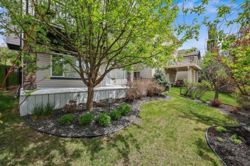 35 Rockyledge Rise Nw, Calgary, AB 