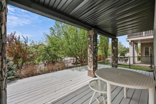 35 Rockyledge Rise Nw, Calgary, AB 