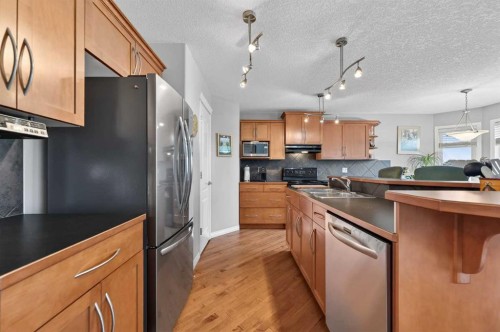 35 Rockyledge Rise Nw, Calgary, AB 