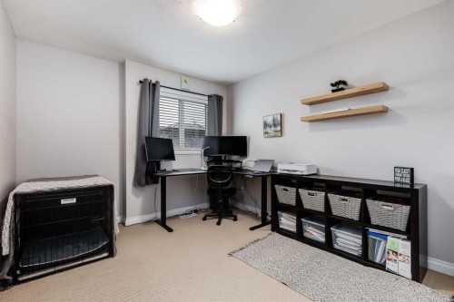 620 Pioneer Drive, Irricana, AB 