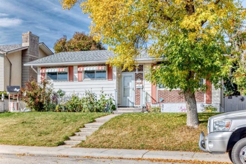 165 Marbrooke Circle Ne, Calgary, AB 