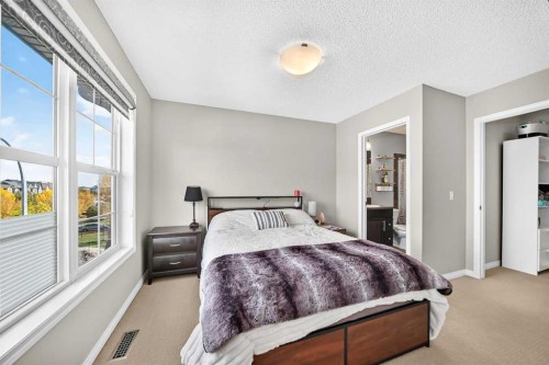 89 New Brighton Common Se, Calgary, AB 