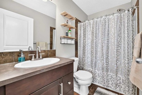 89 New Brighton Common Se, Calgary, AB 
