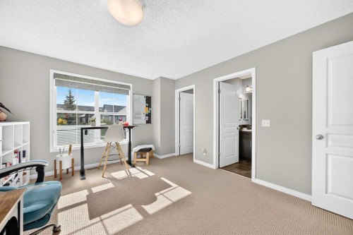 89 New Brighton Common Se, Calgary, AB 