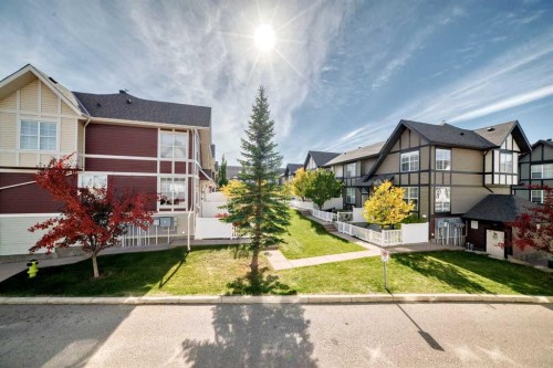 89 New Brighton Common Se, Calgary, AB 