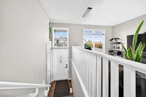 89 New Brighton Common Se, Calgary, AB 