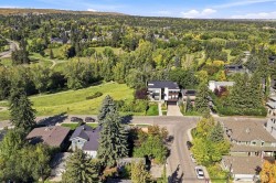 903 25 Avenue NW Calgary, AB T2M 2B5