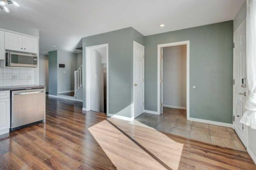 8034 24 Street Se, Calgary, AB 
